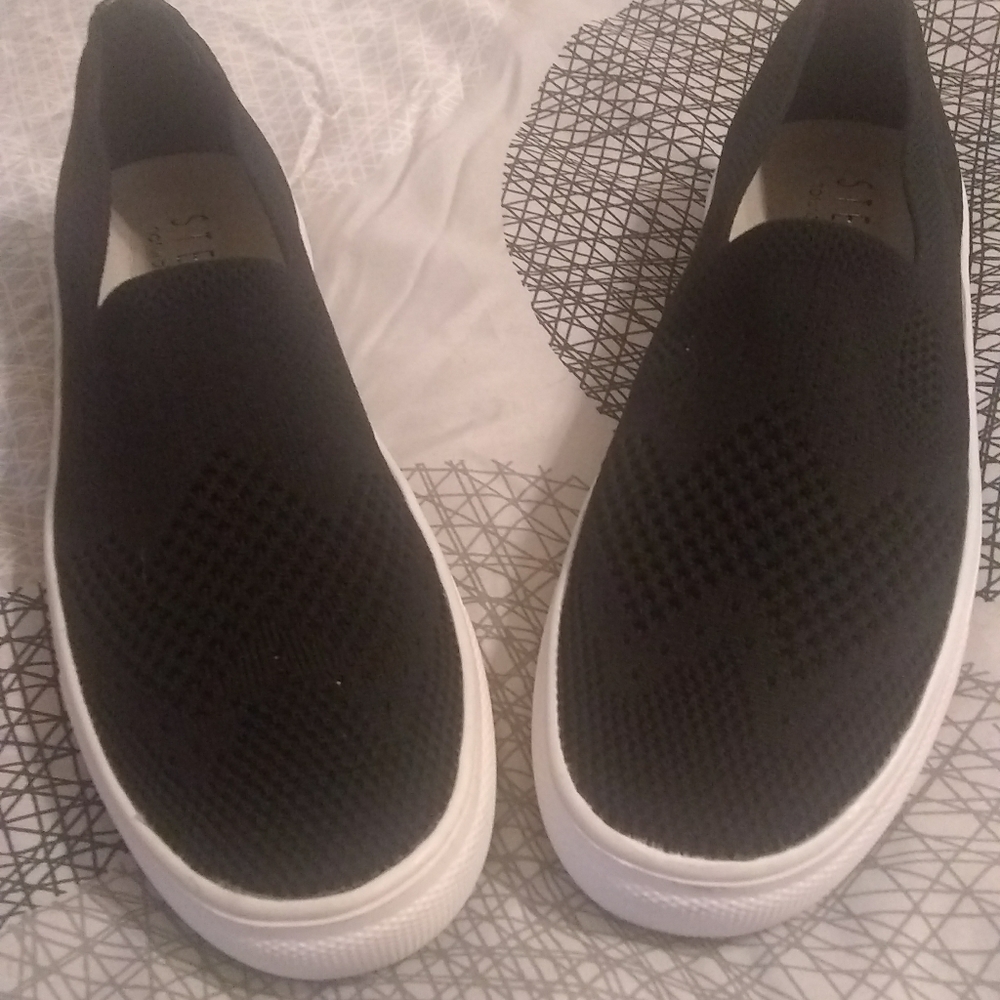 Steven by Steve Madden Women's NC-Kai Sneakers